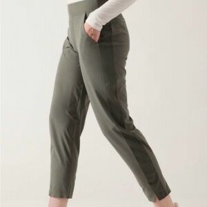 Athleta Brooklyn Ankle in mountain olive size 2